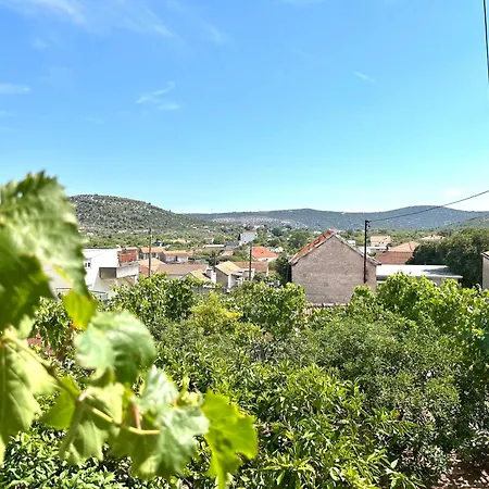 Apartman Petra Gustirna