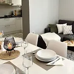 Petra Apartament Gustirna